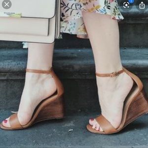 Michael kors  tan wedge New!